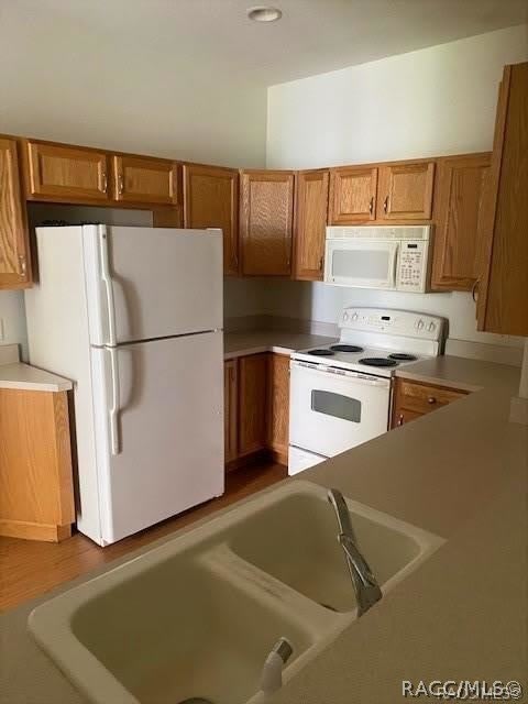 1626 W Spring Meadow Loop – photo 3
