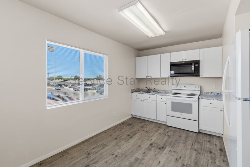 2222 E Pueblo Ave – photo 5