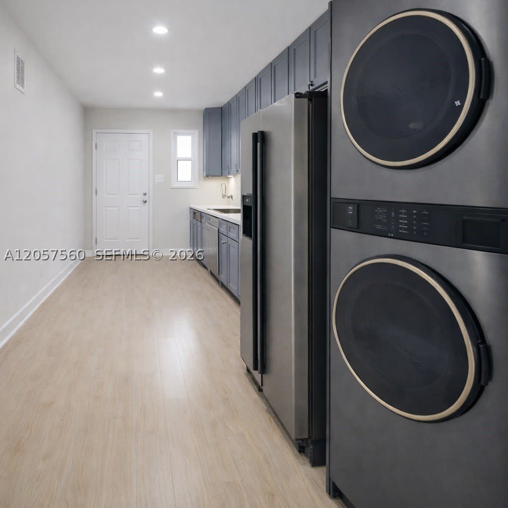 3110 SW 21st Ter – photo 2