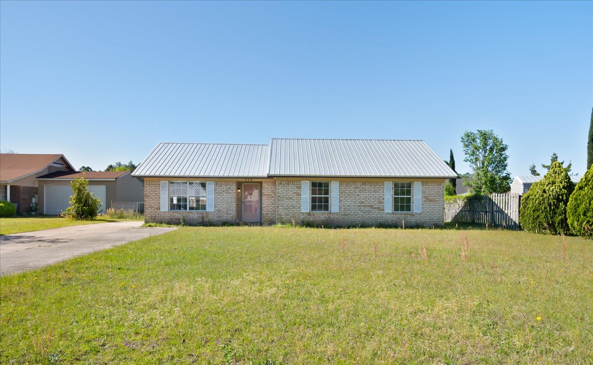 756 Melissa Drive – photo 1