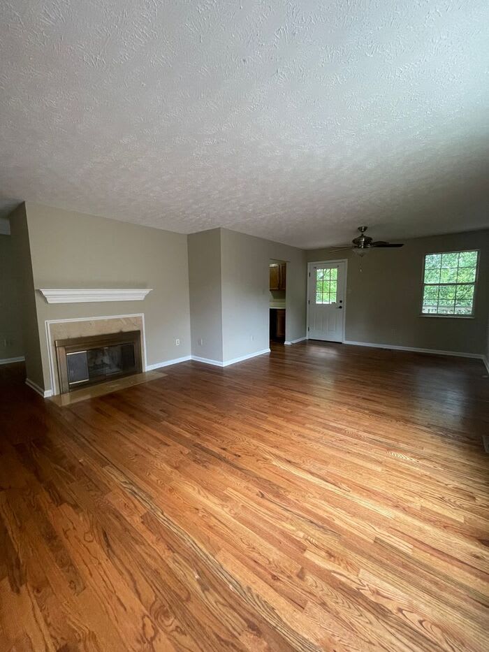 1337 Woodridge Drive – photo 2