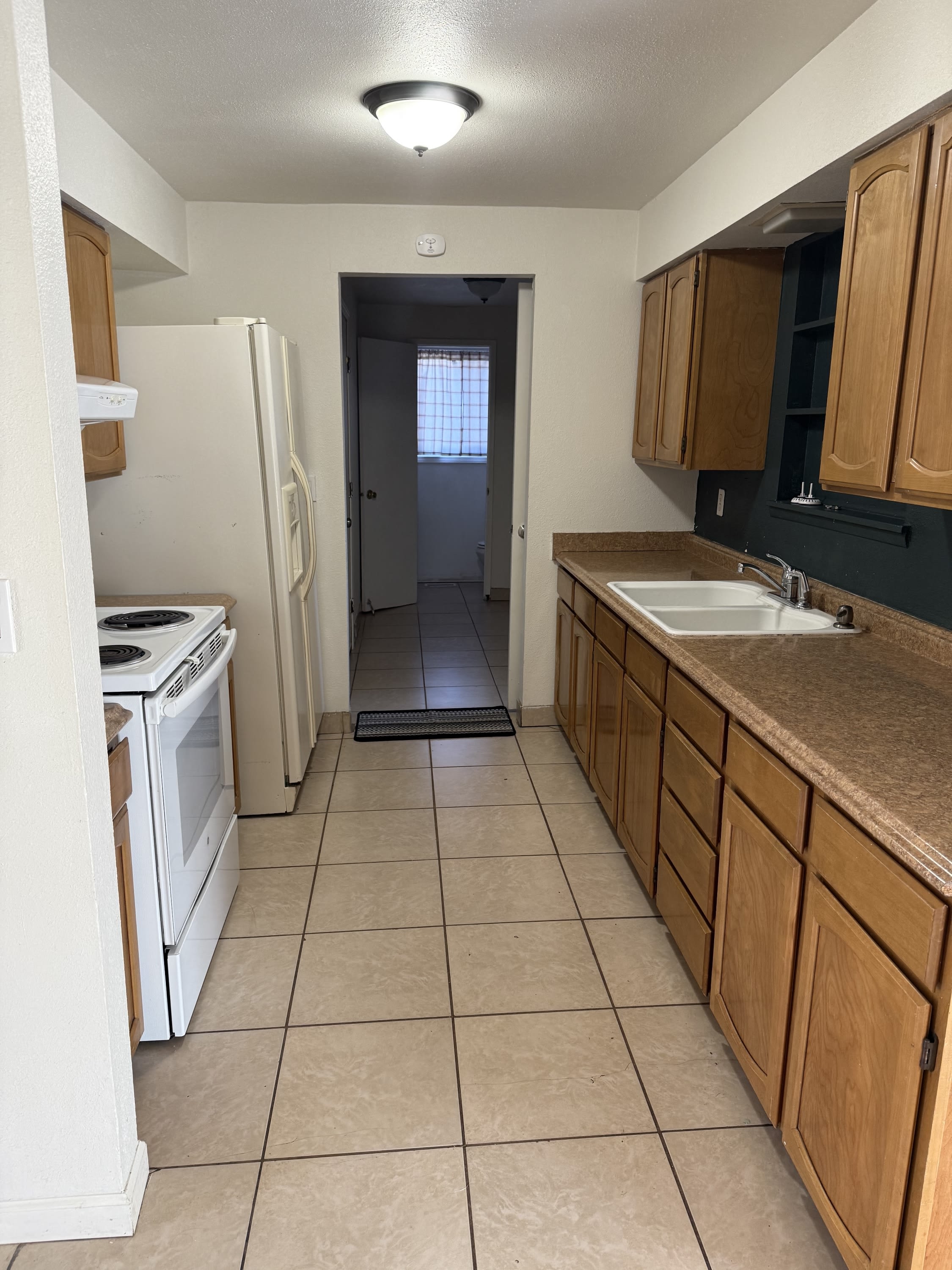 110 Northeast Isabell Avenue – photo 5