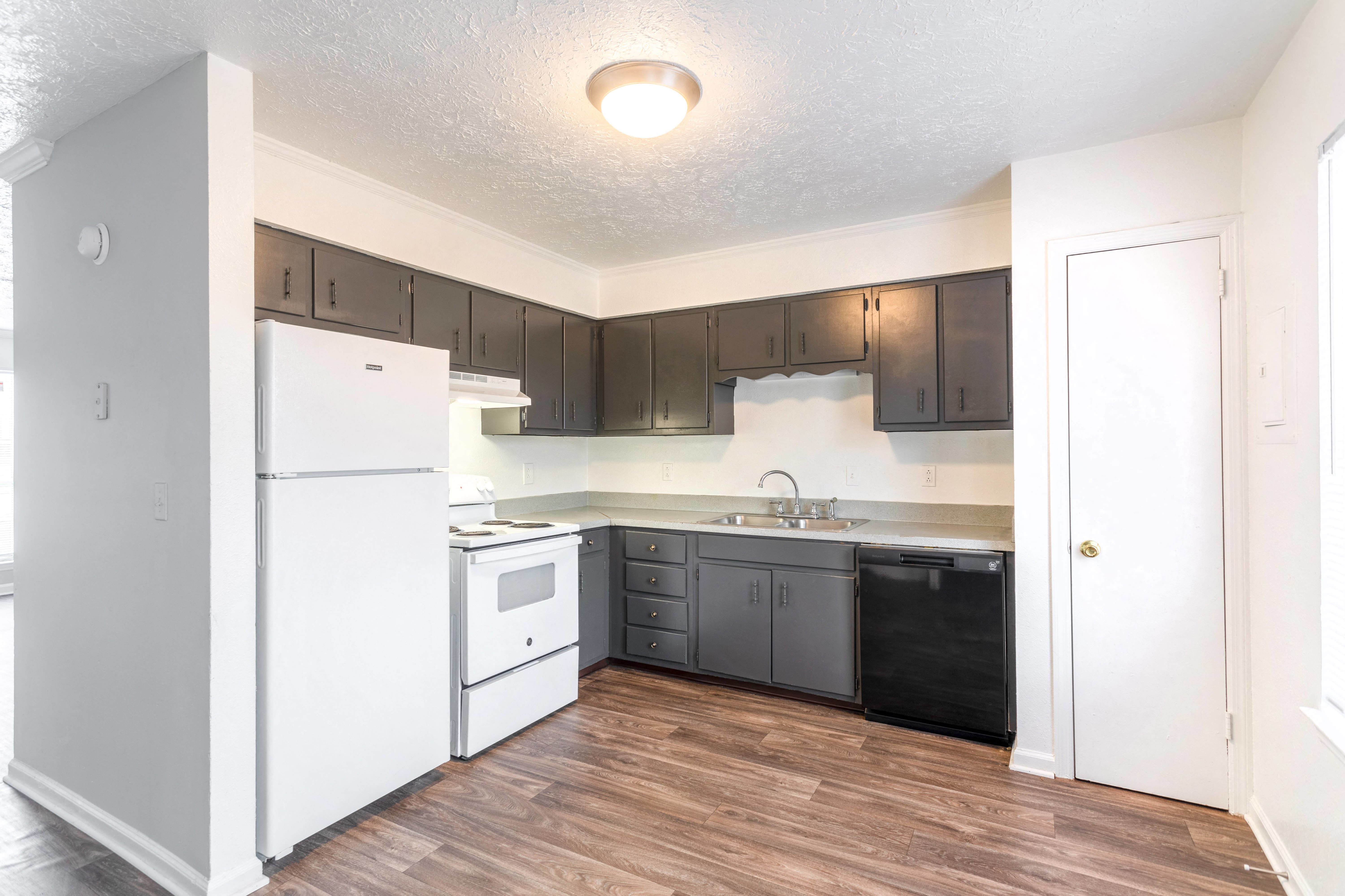 Crestbrook Meadows Townhomes – photo 2