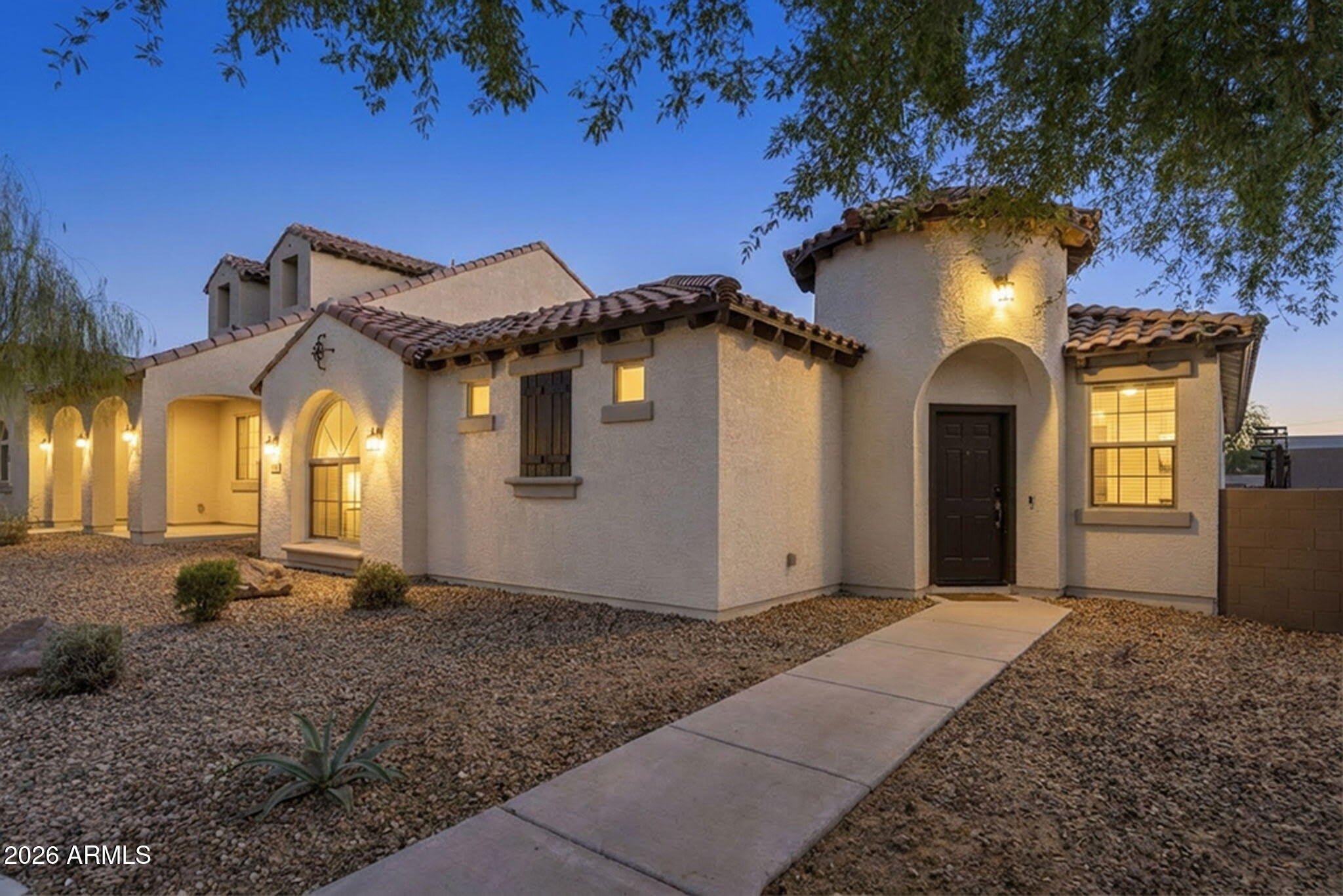 2930 N RAVEN – photo 1