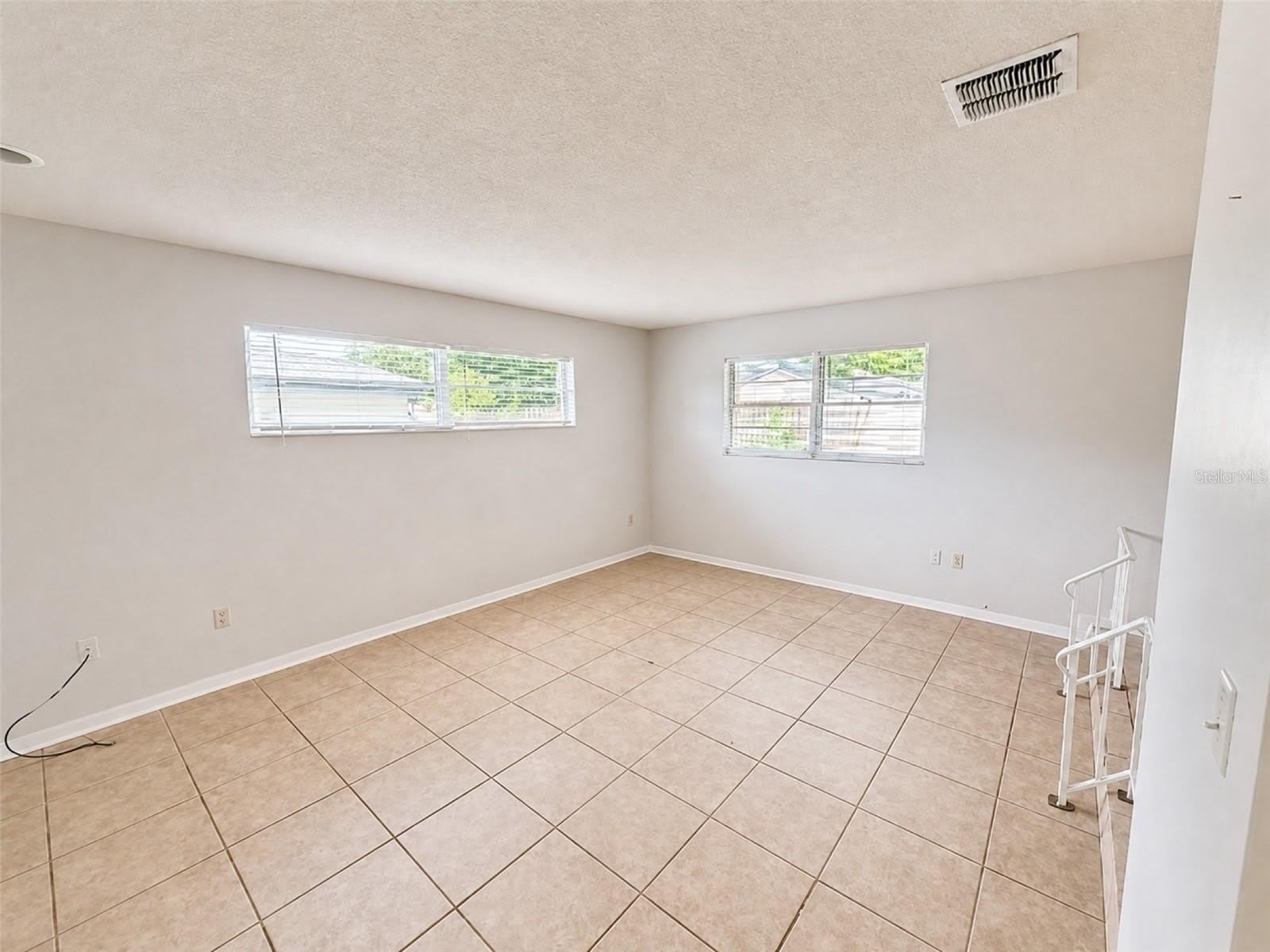 621 Ashberry Lane – photo 4
