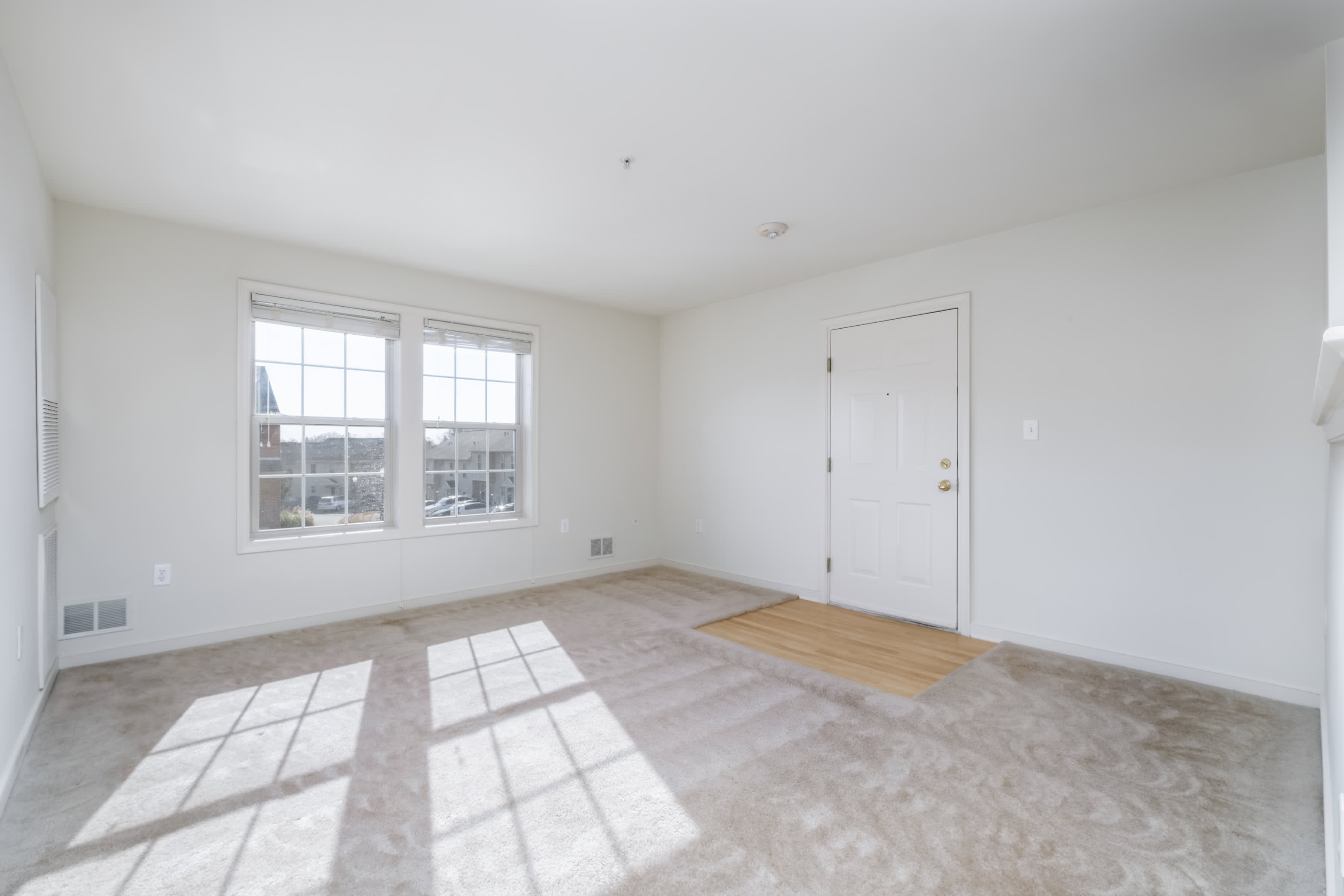 214 Daltrey Court – photo 5