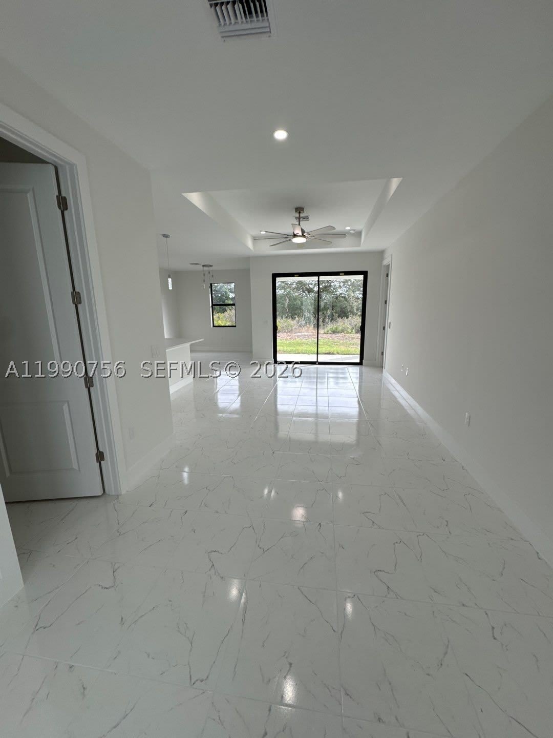 4624 Connie Ave N – photo 4