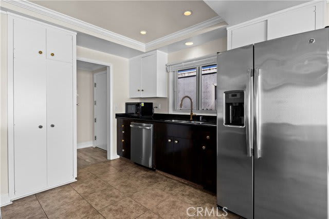 2424 University Drive – photo 5