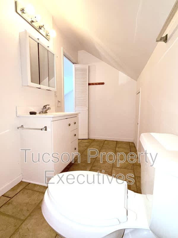 4745 E. 2nd Street – photo 5