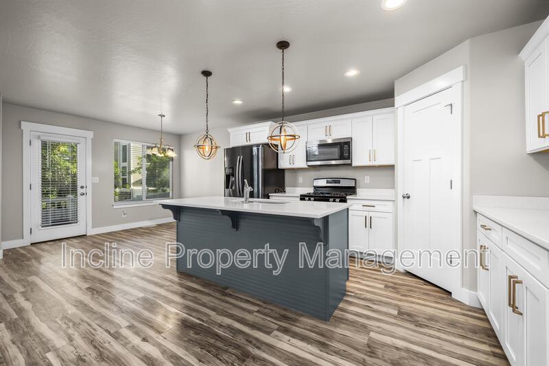 4863 W. Spire Way – photo 3
