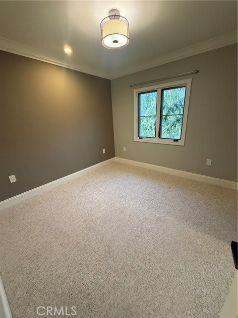 158 South Sierra Madre Boulevard – photo 1