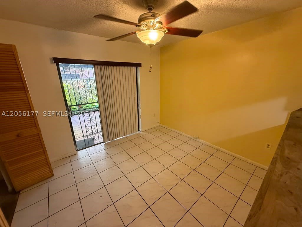 2560 W 53rd St – photo 5