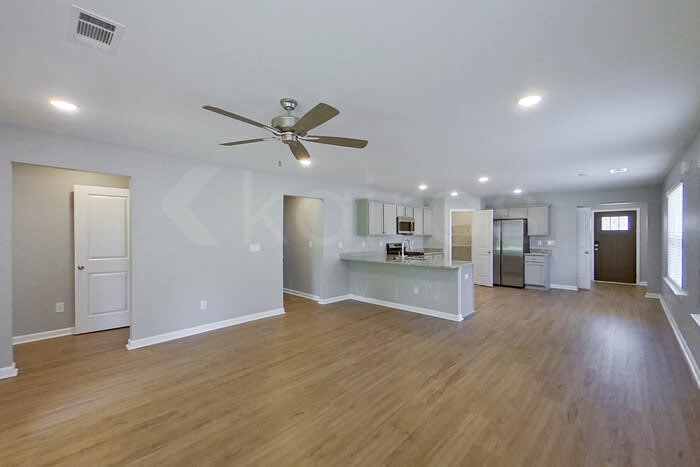 649 June Street – photo 2