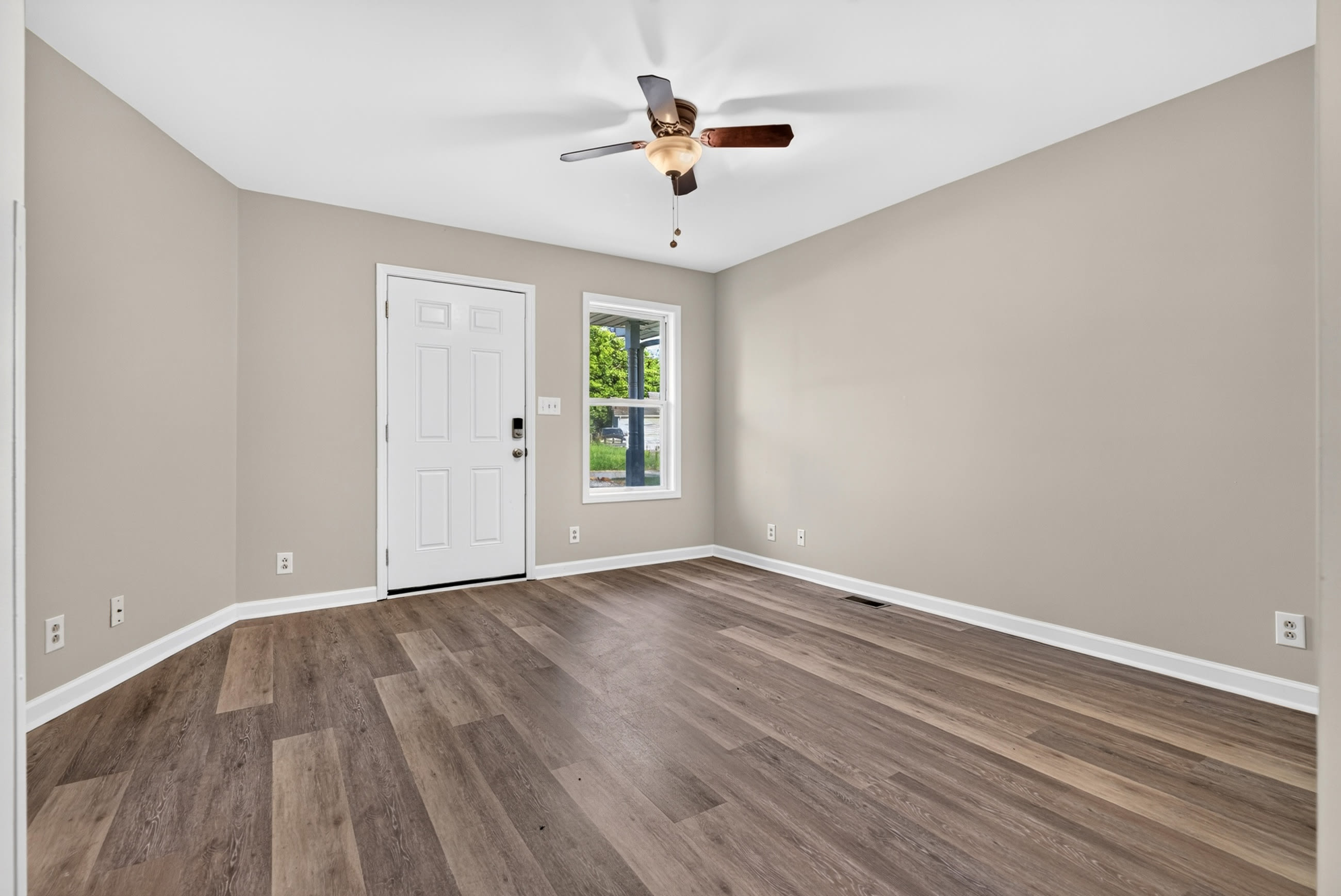 837 Princeton Circle – photo 2