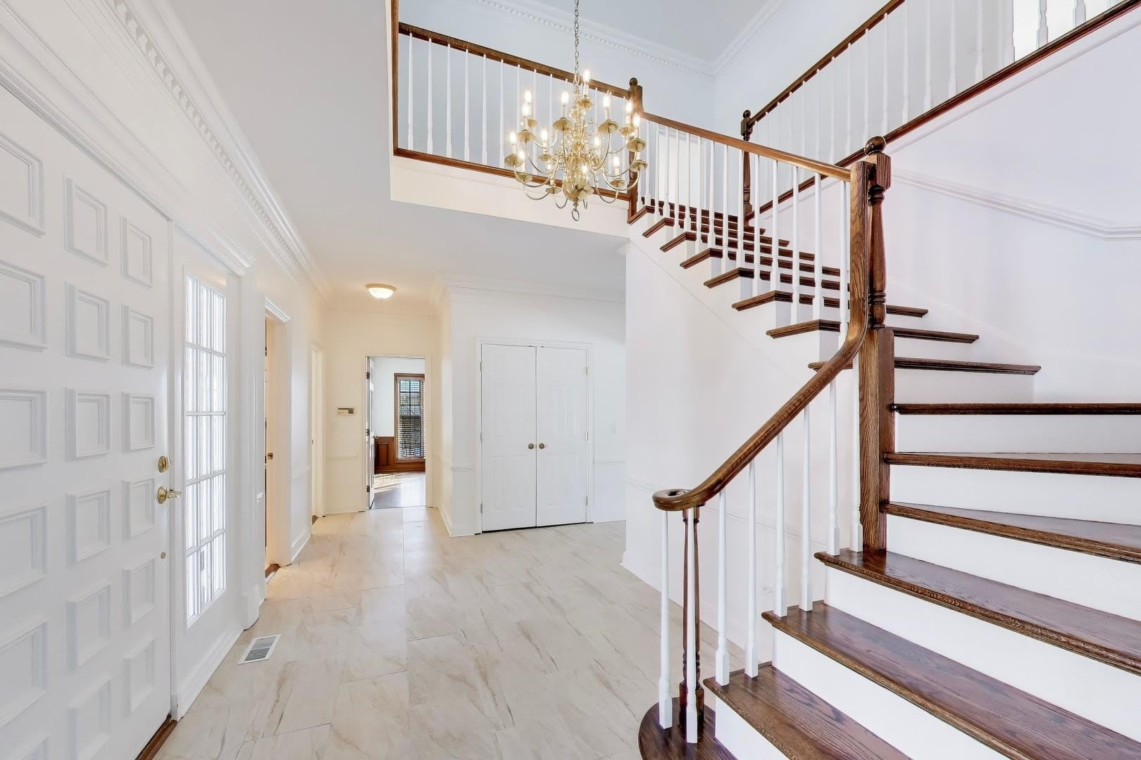 931 Coventry Drive – photo 4