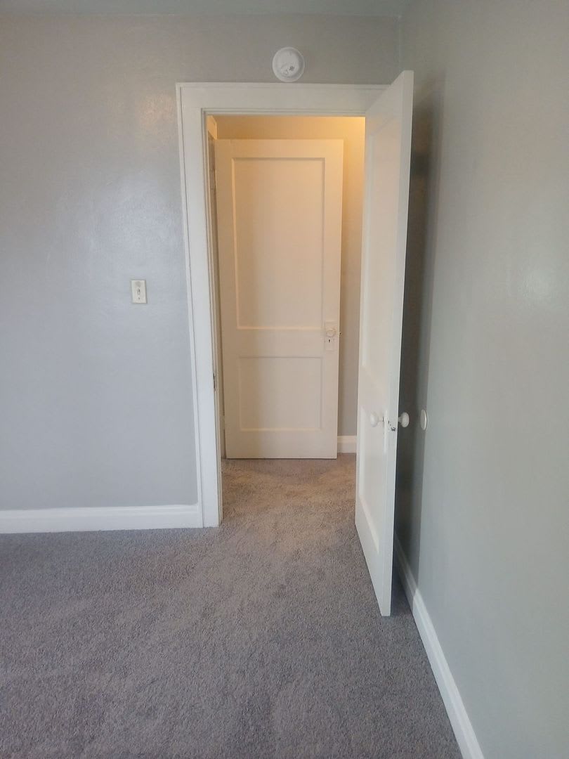 Off Street Parking – photo 4