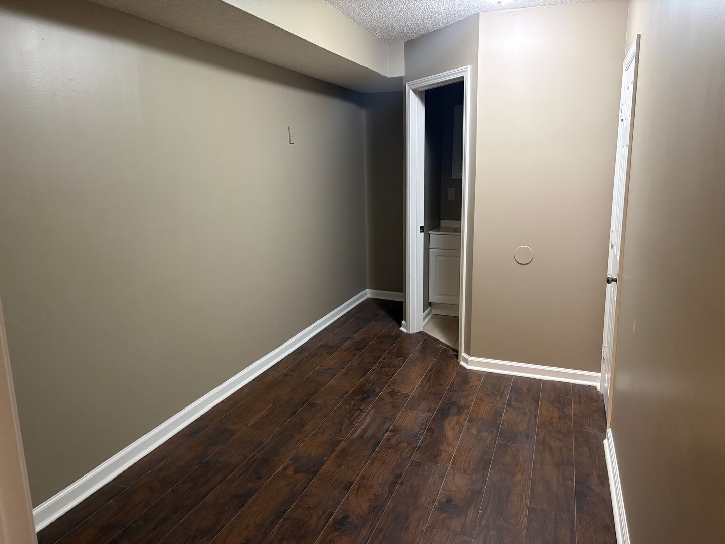 Secluded Parkville Duplex – photo 5
