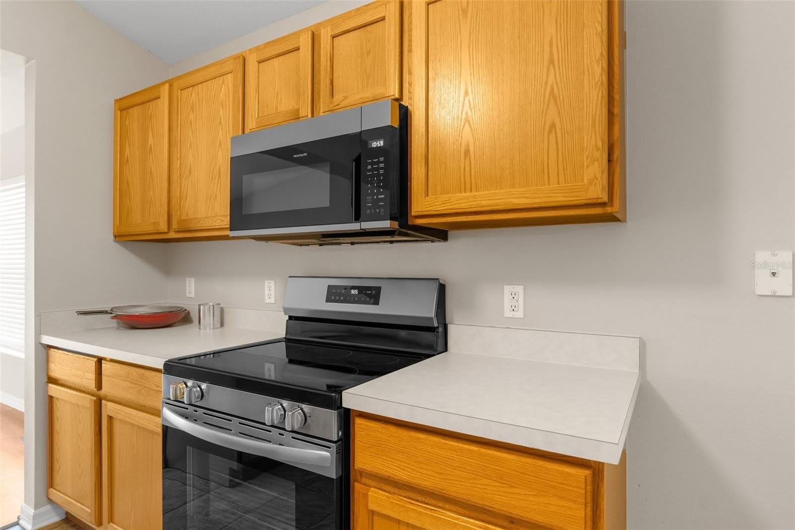 3220 BELLERICAY Lane – photo 4