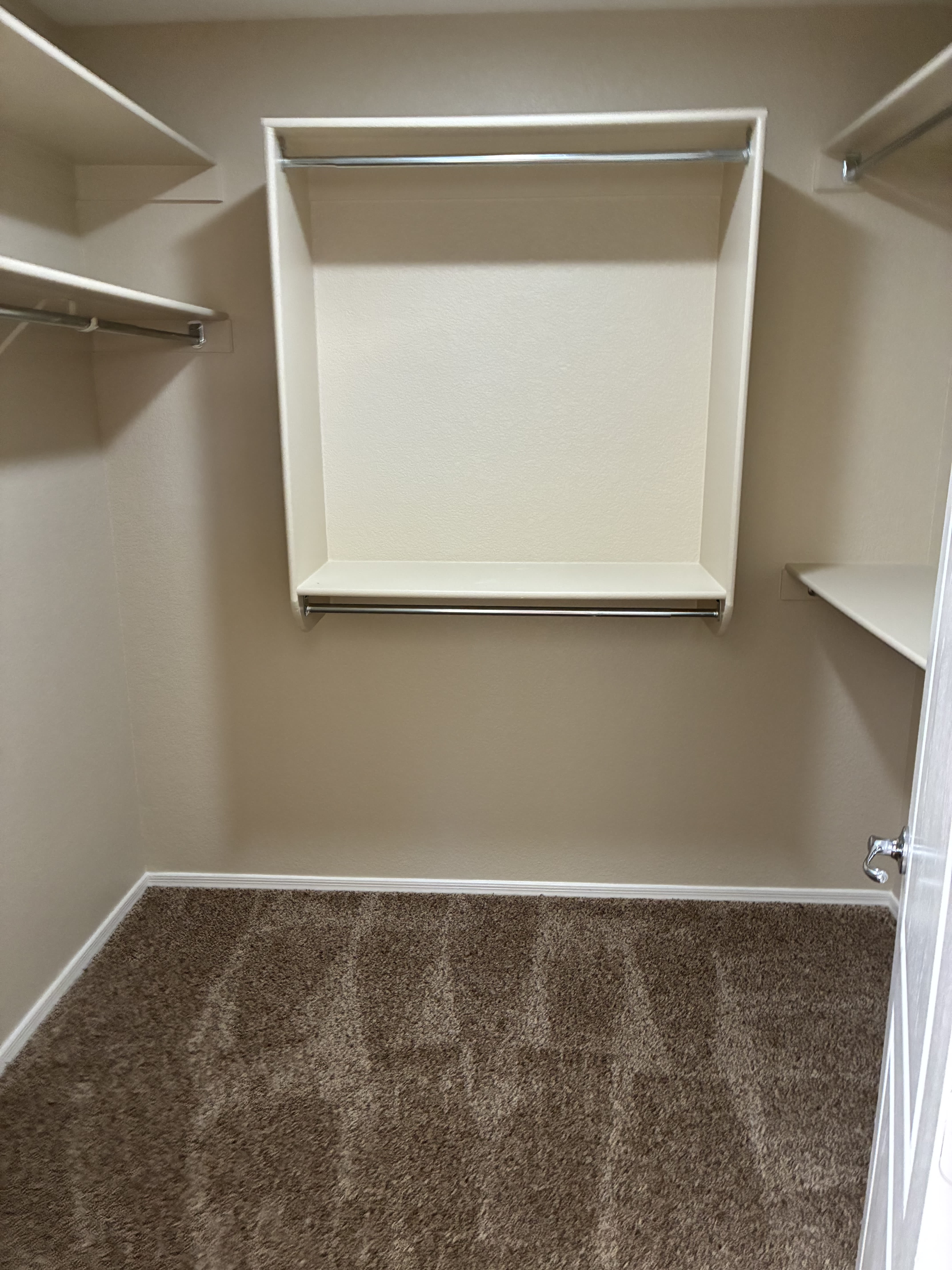 18113 W Buena Vista Dr – photo 2
