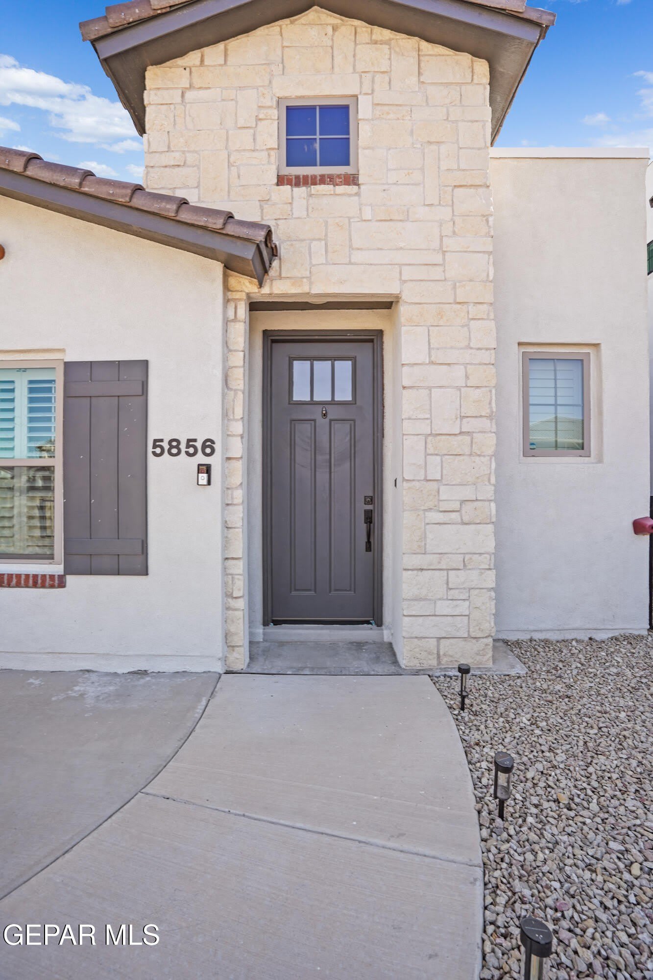 5856 KOBE BRYANT Street – photo 4