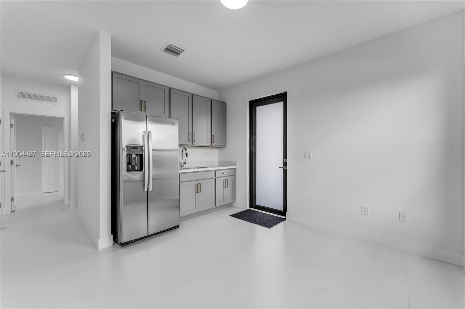 32206 Southwest 196th Avenue – photo 3