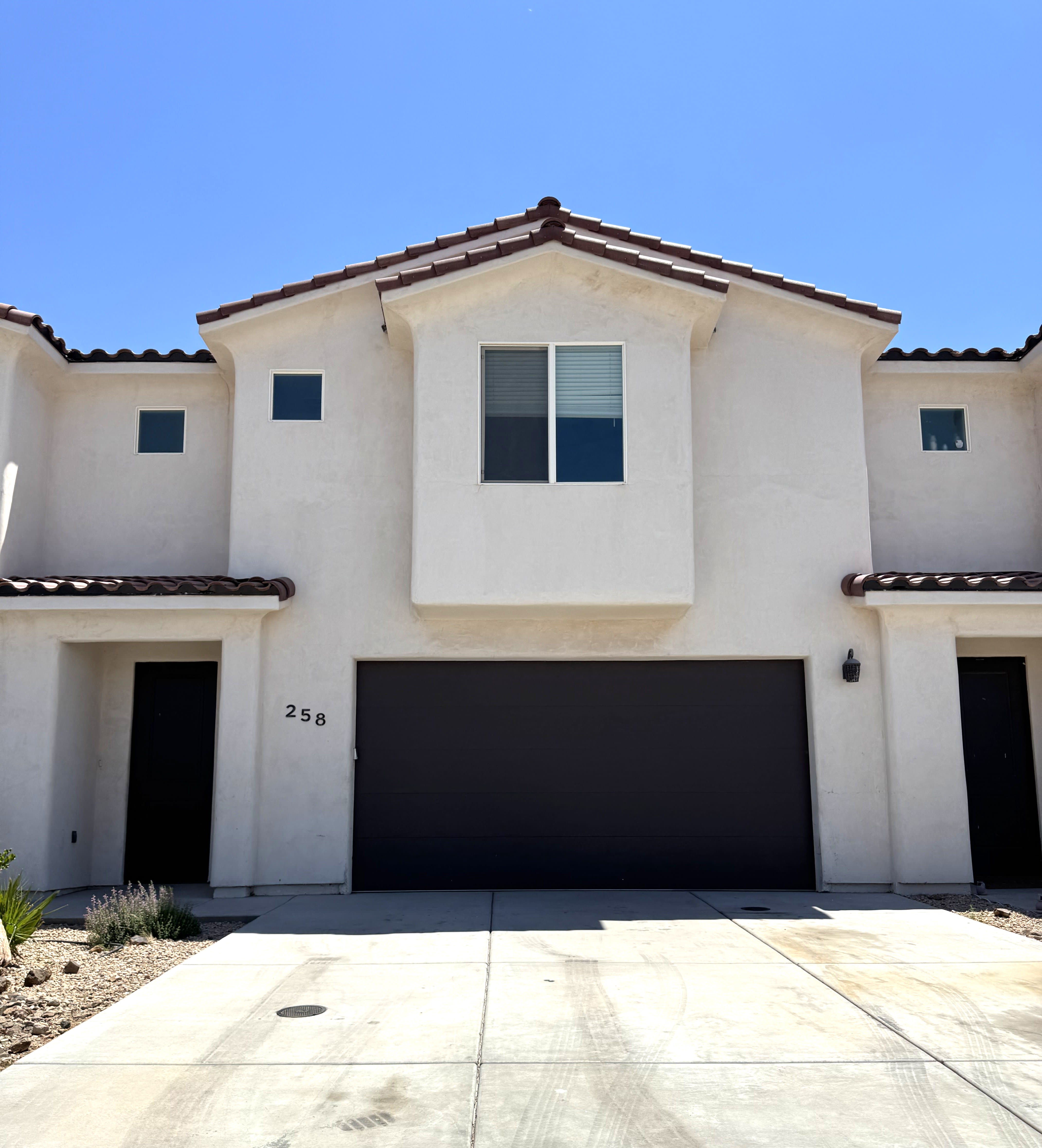 258 N 2470 W – photo 1