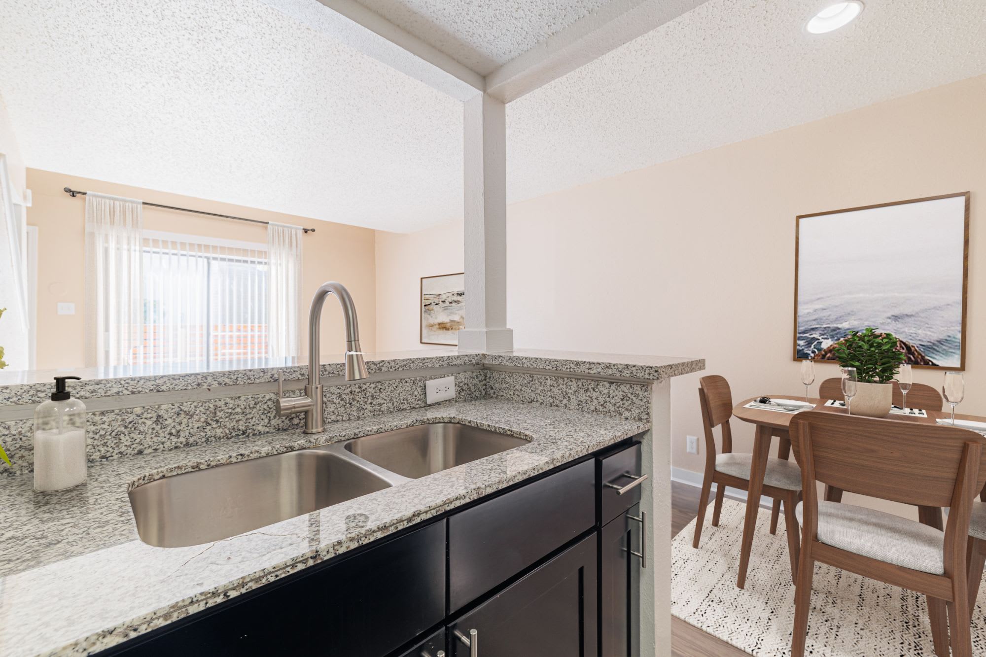 High Point Village Apartments – photo 4