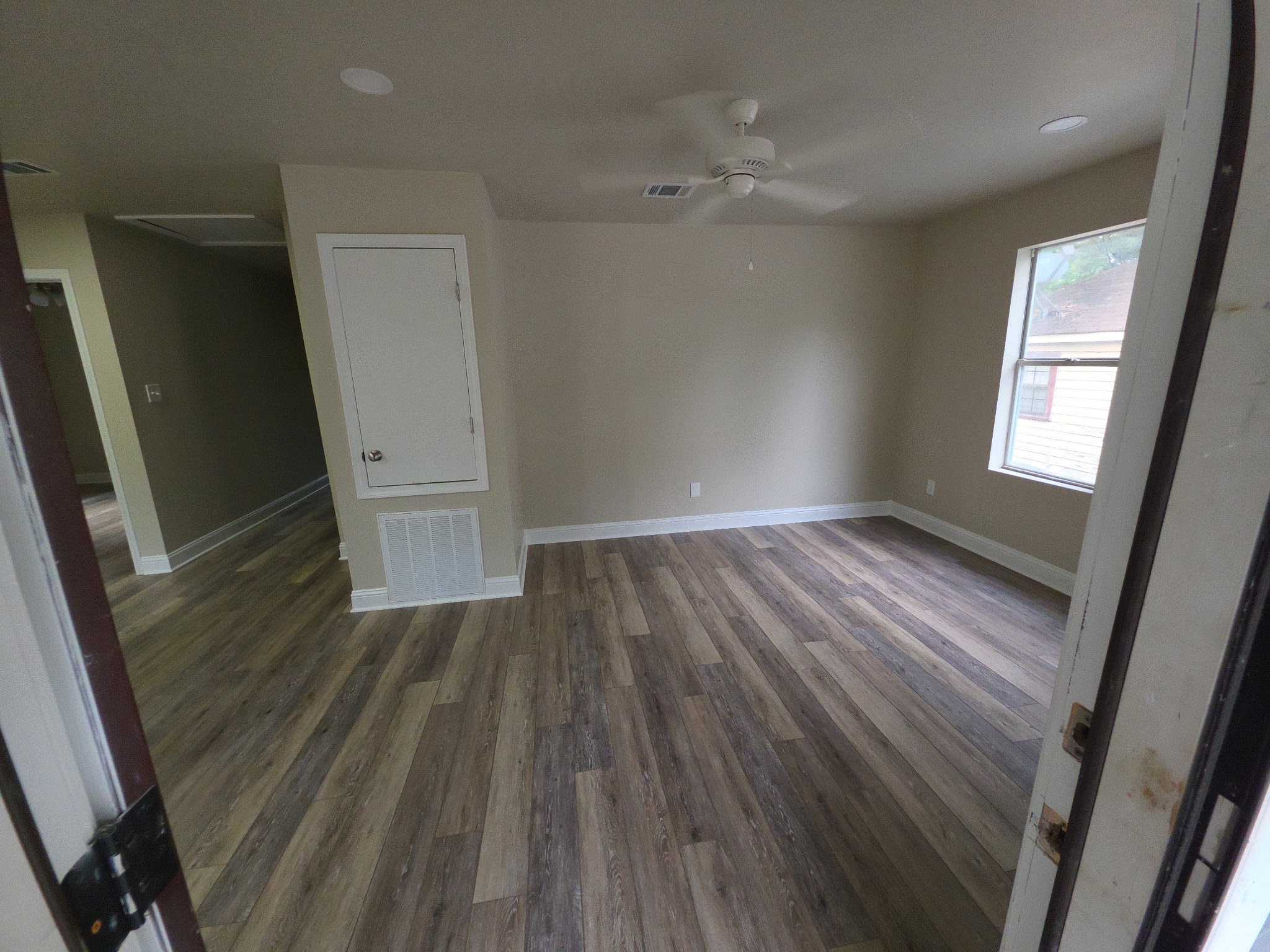 1512 Belwood St – photo 2