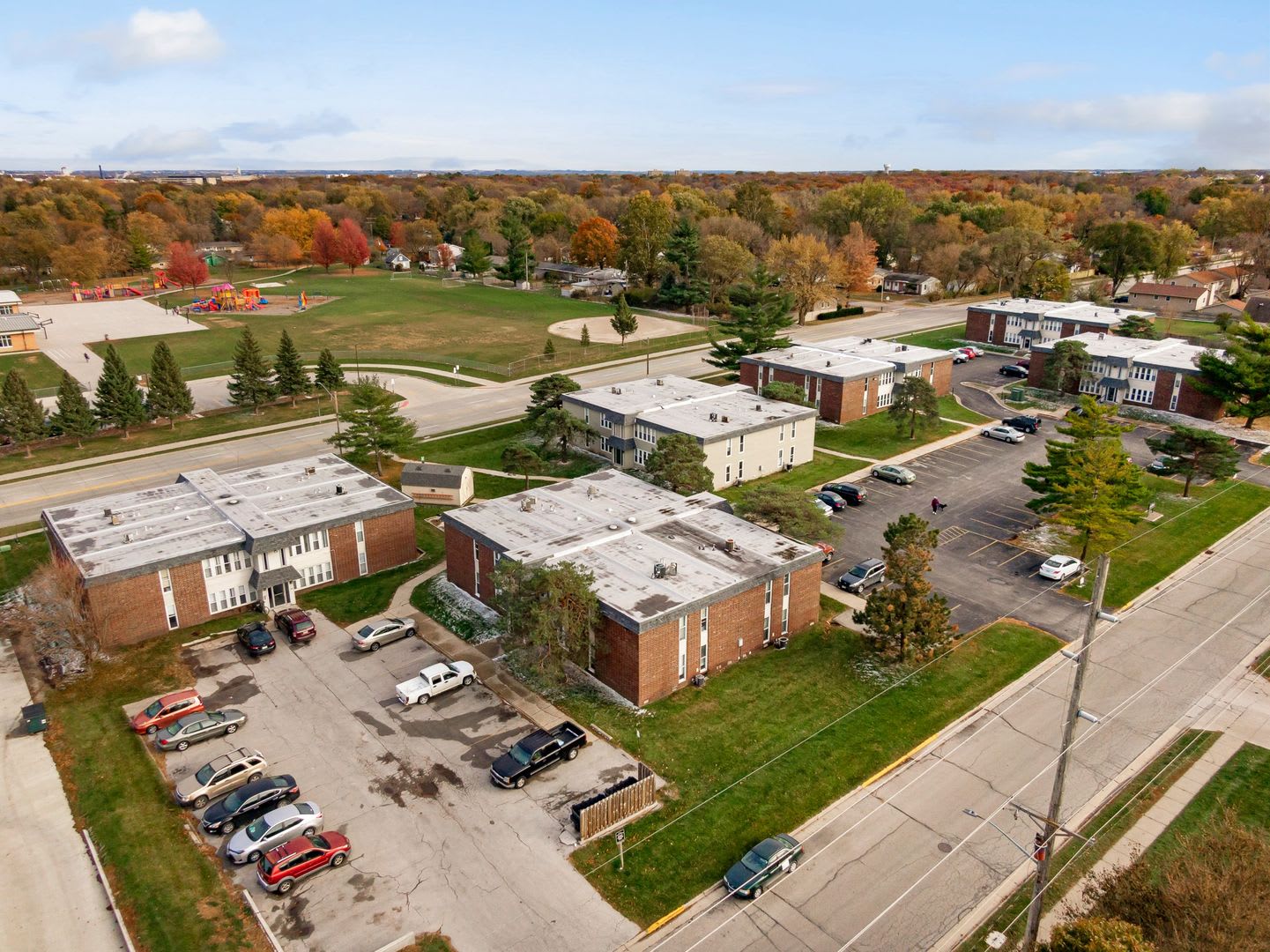 2401 Knapp St – photo 3