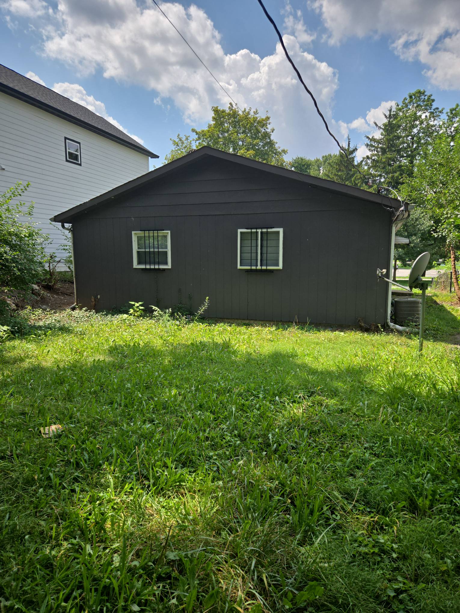 2817 East Riverside Drive – photo 2