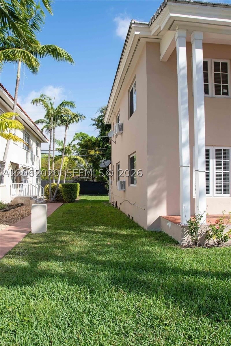 233 Madeira Ave – photo 4