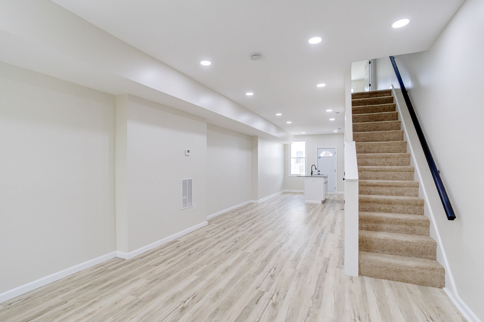 Remodeled 3 Bedroom Home With Finished Basement Modern Upgrades – photo 2