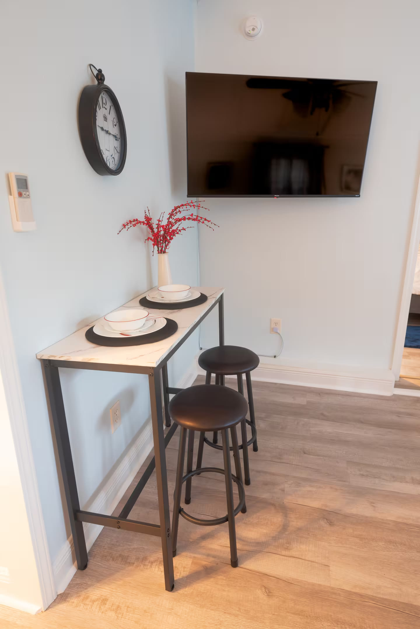 4010 Laurel Street – photo 4