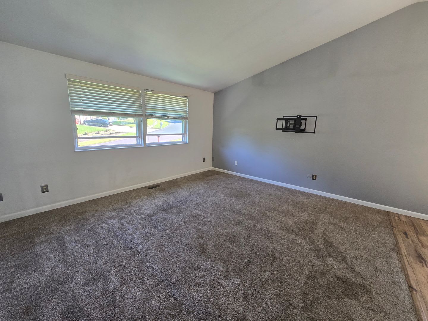 AVAILABLE NOW! Adorable 3 Bedroom Split Entry Home – photo 2