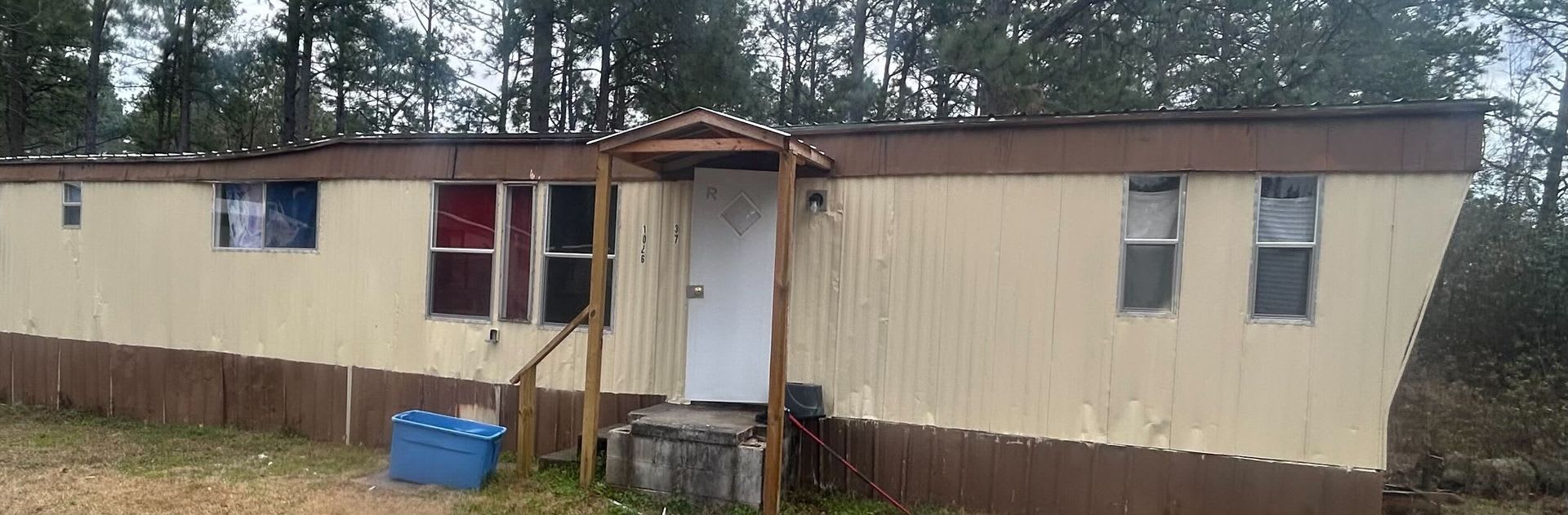 Section 8 Vouchers Apply Now! Rent this 2 Bedroom Home in Graniteville! – photo 1