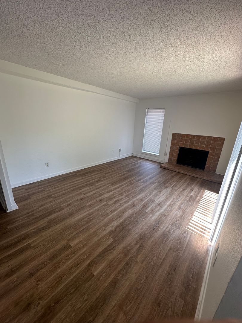 2BD/1.5BA Townhouse located on the Germantown/Memphis Line! – photo 2