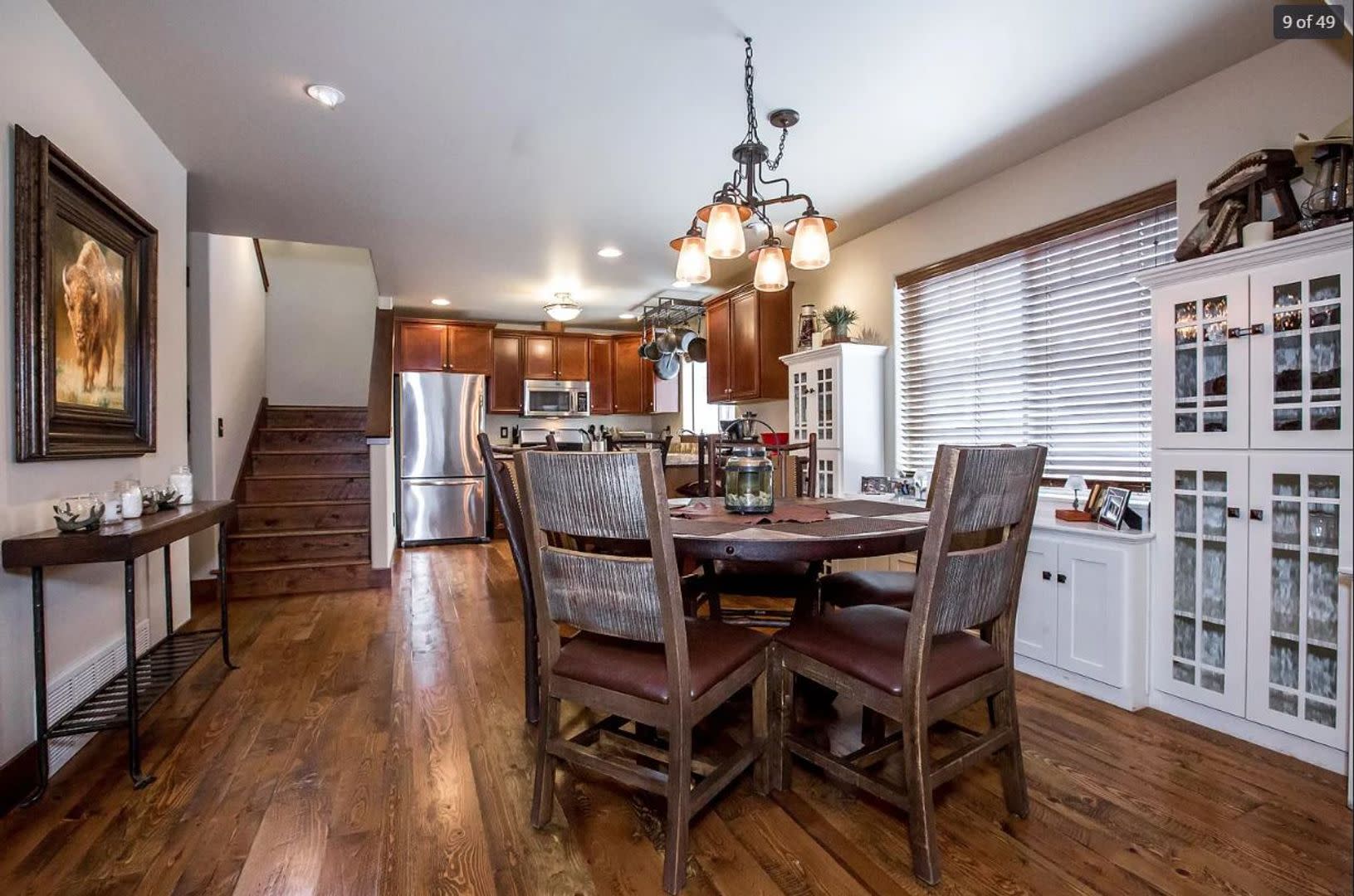 Beautiful Fully Furnished 4 Bed 3 Bath Home – photo 5