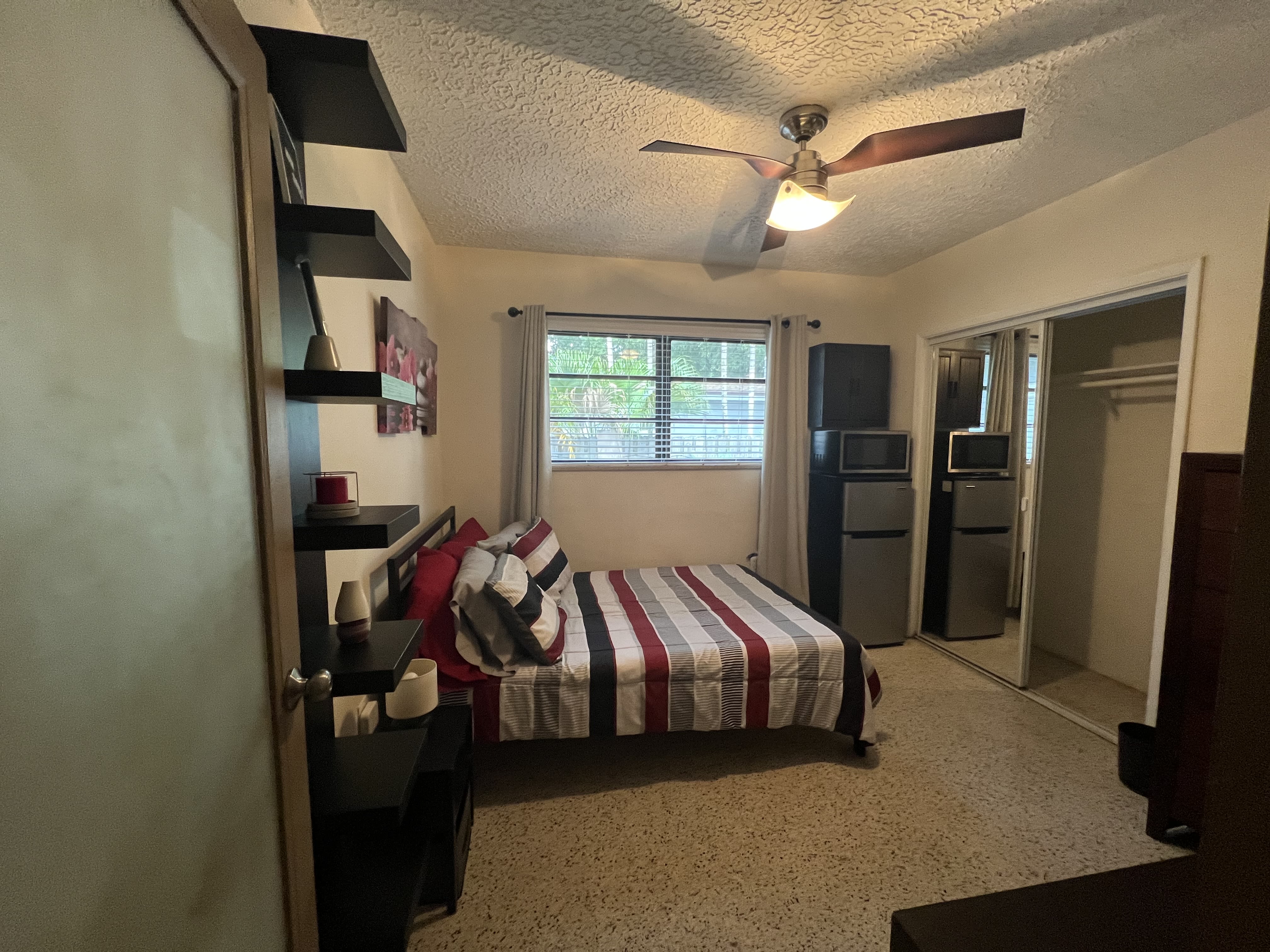 900 Ne 85th St – photo 2