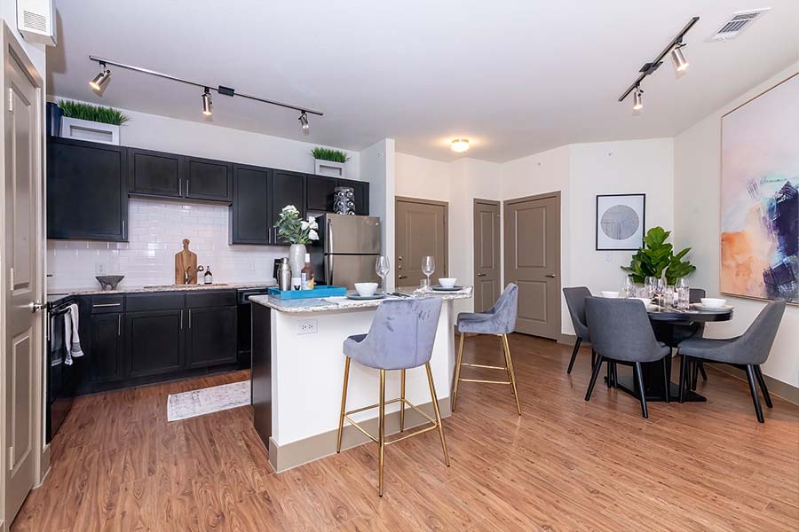 Brick Row Apartments Richardson – photo 5