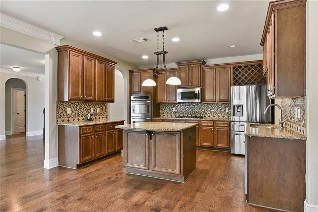 4530 Fernbrook Place – photo 5