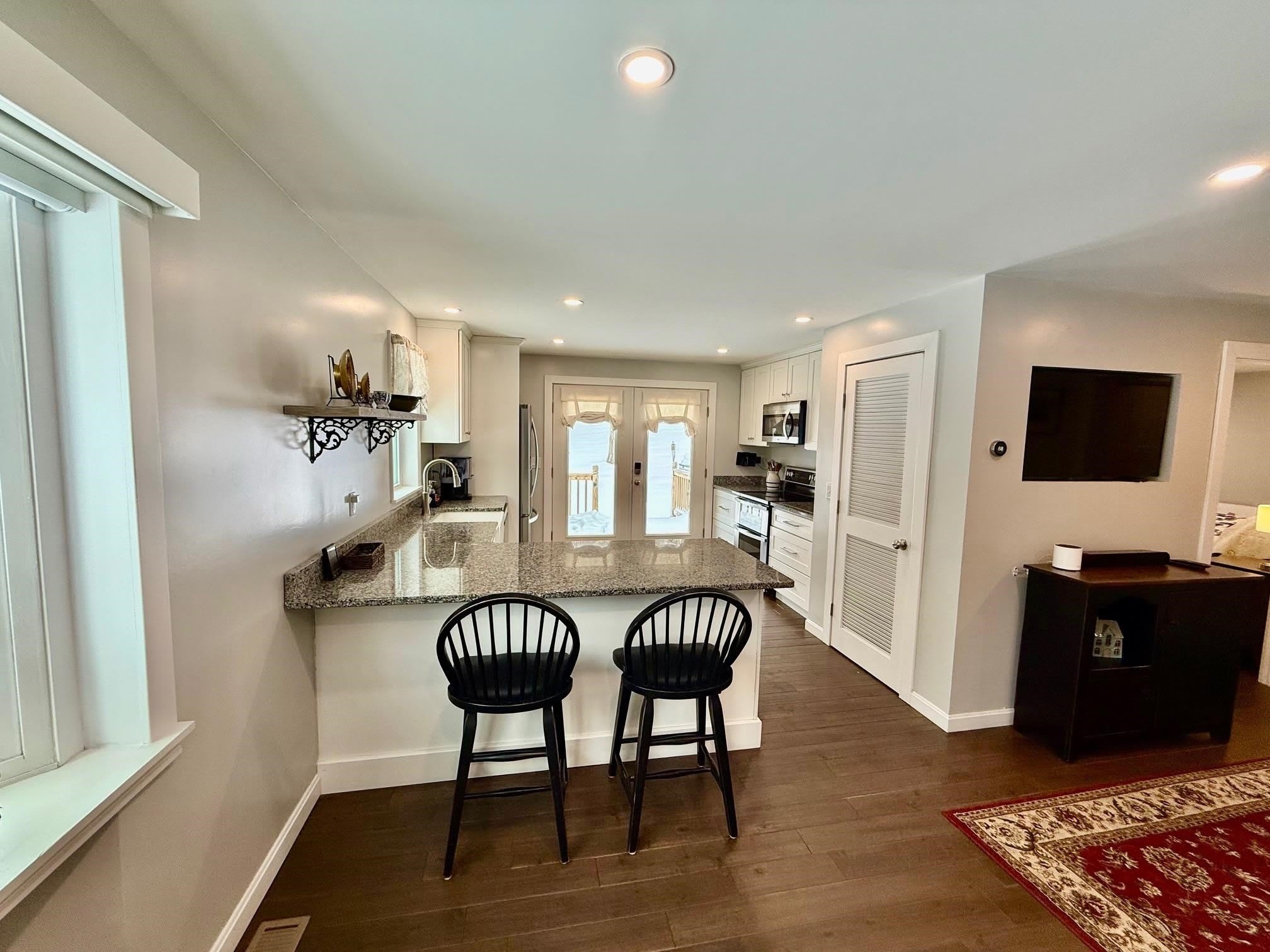 24 Main Street – photo 5