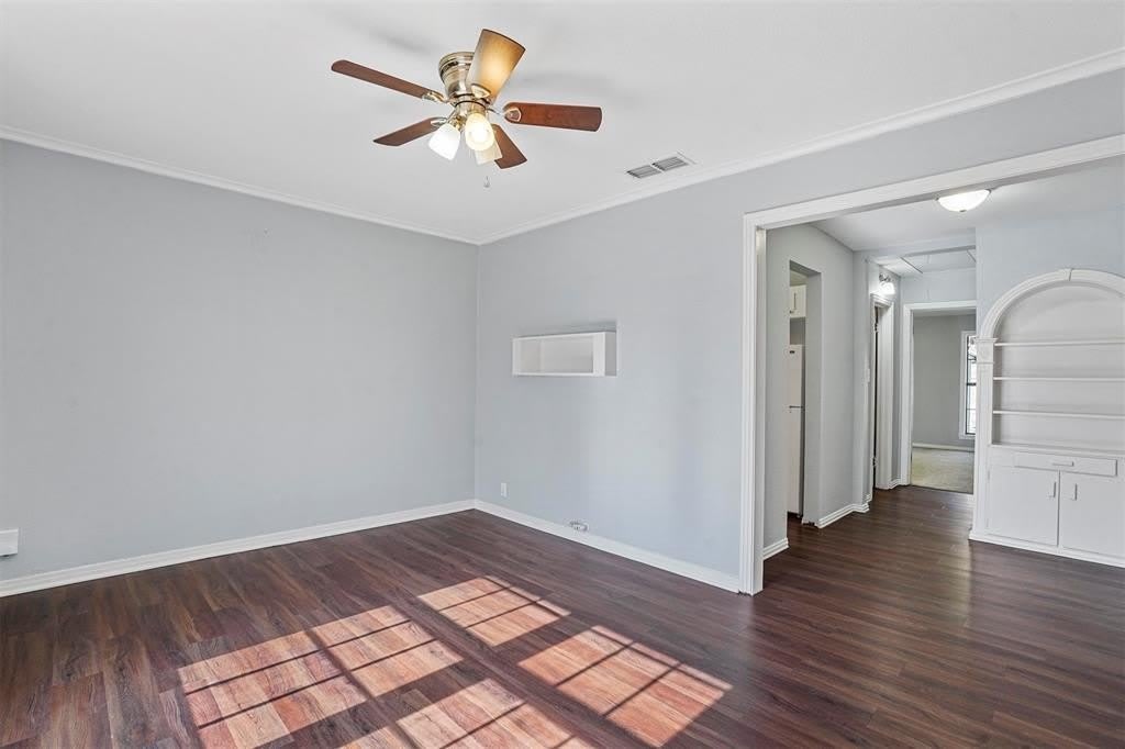 210 W Willingham Street – photo 3