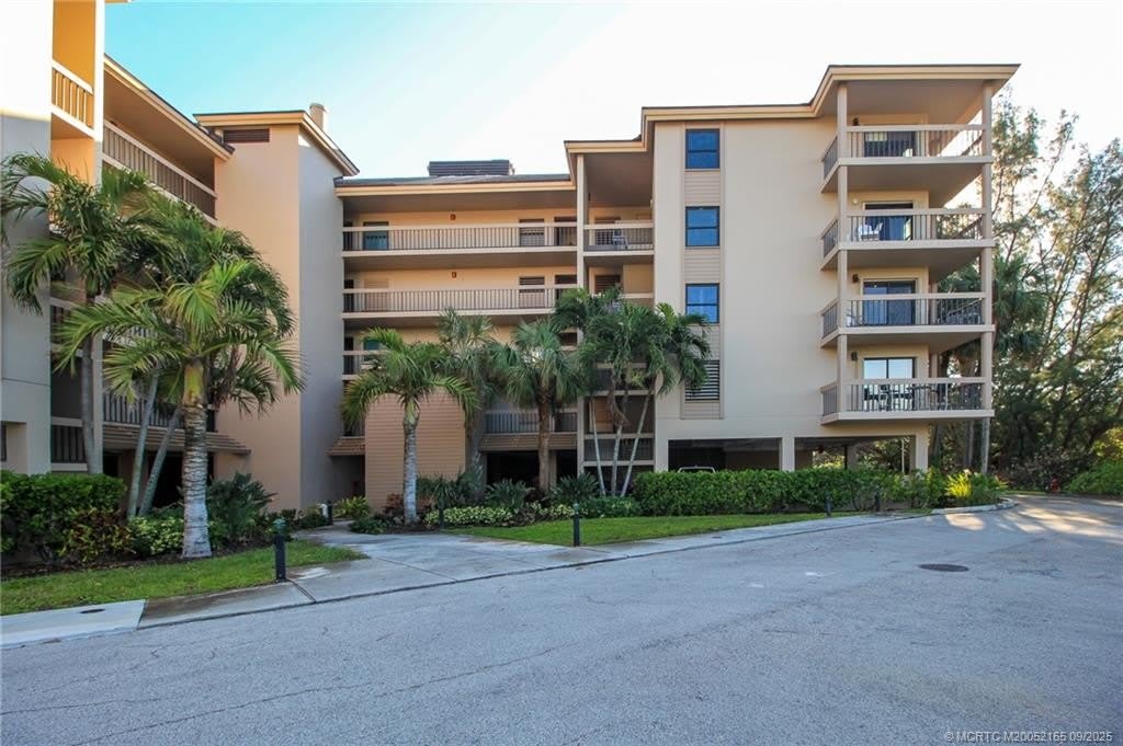 2491 NE Ocean Boulevard – photo 2