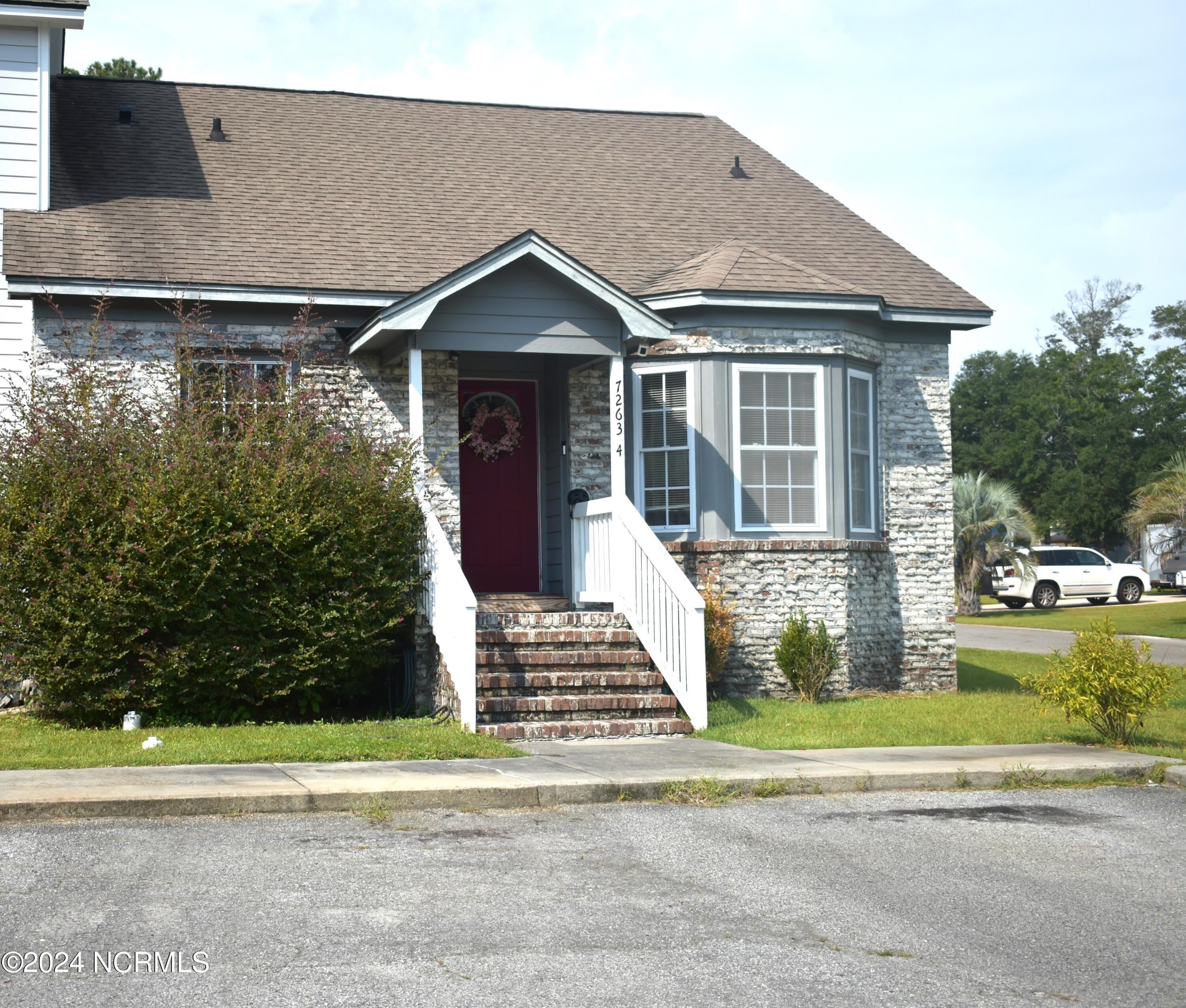 7263 Schooners Court SW – photo 2