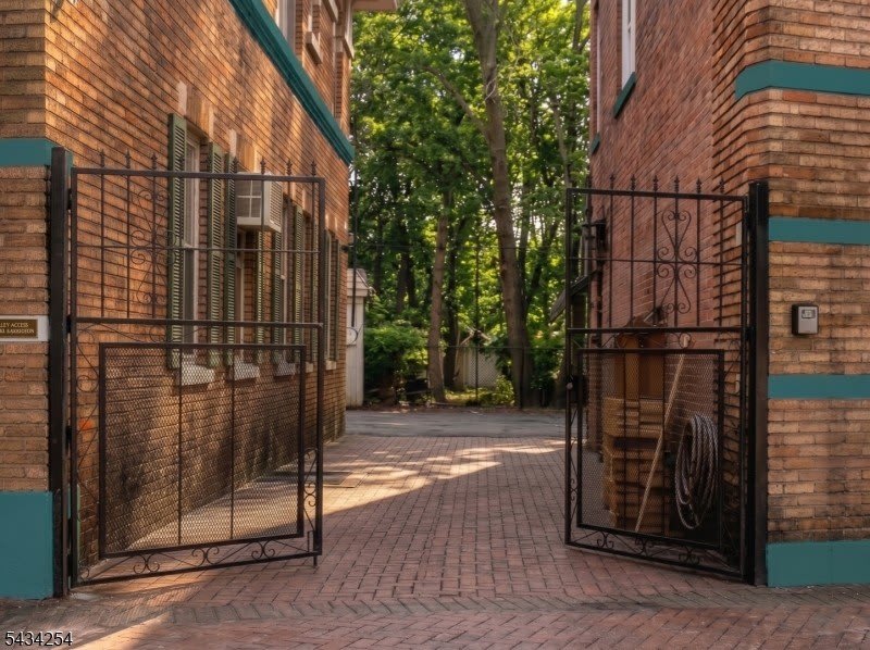 320 Central Ave – photo 2