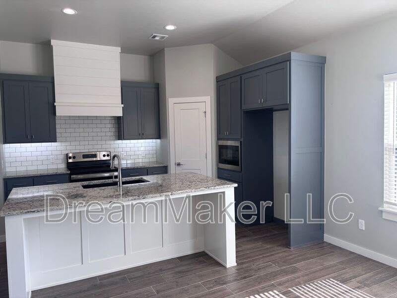 1016 Apple Blossom Way – photo 3