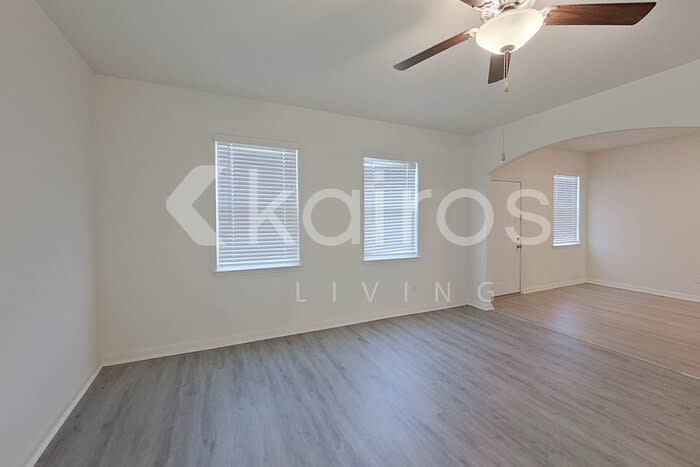 8414 Liberty Sky Rd – photo 4