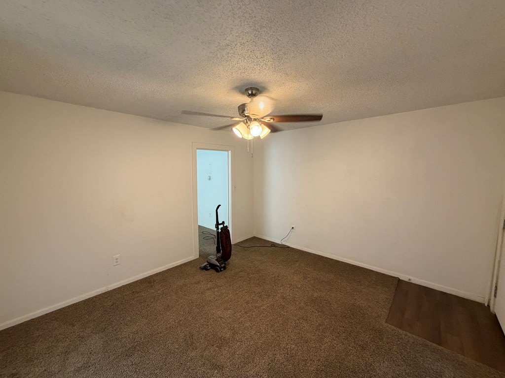 702 W Kansas – photo 4