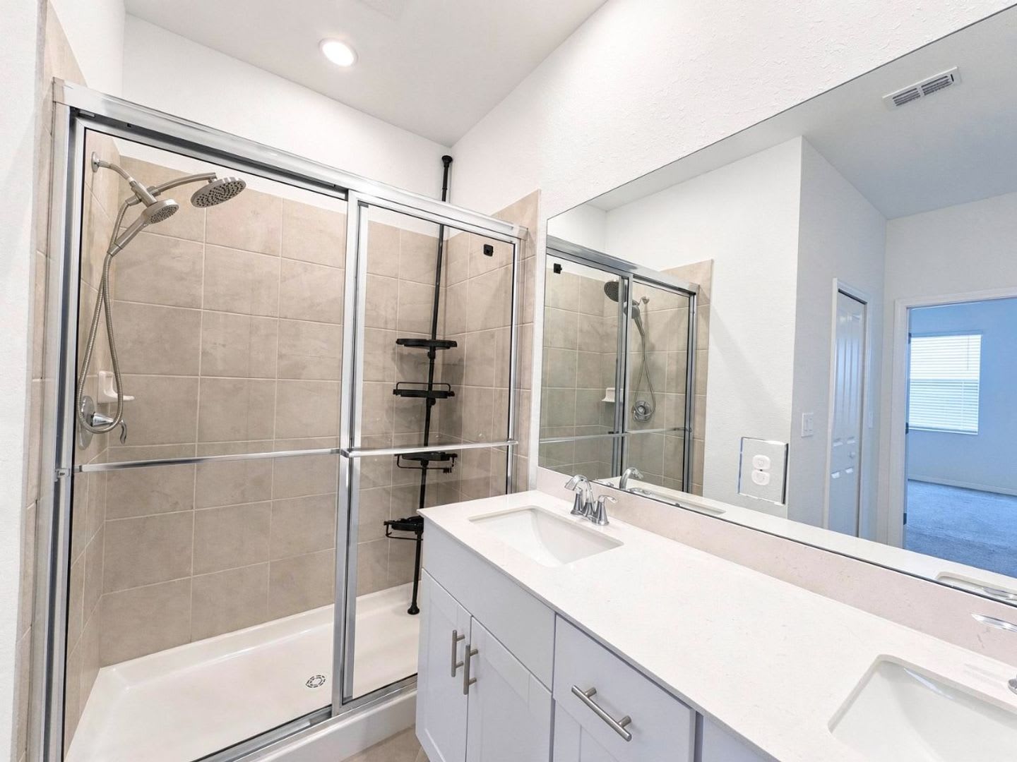 Annual lease, 3-bedroom, 2.5-bathroom townhome in Orange Blossom Ranch – photo 5