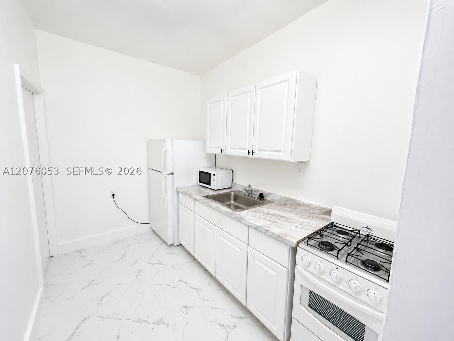 500 E 54th St – photo 3